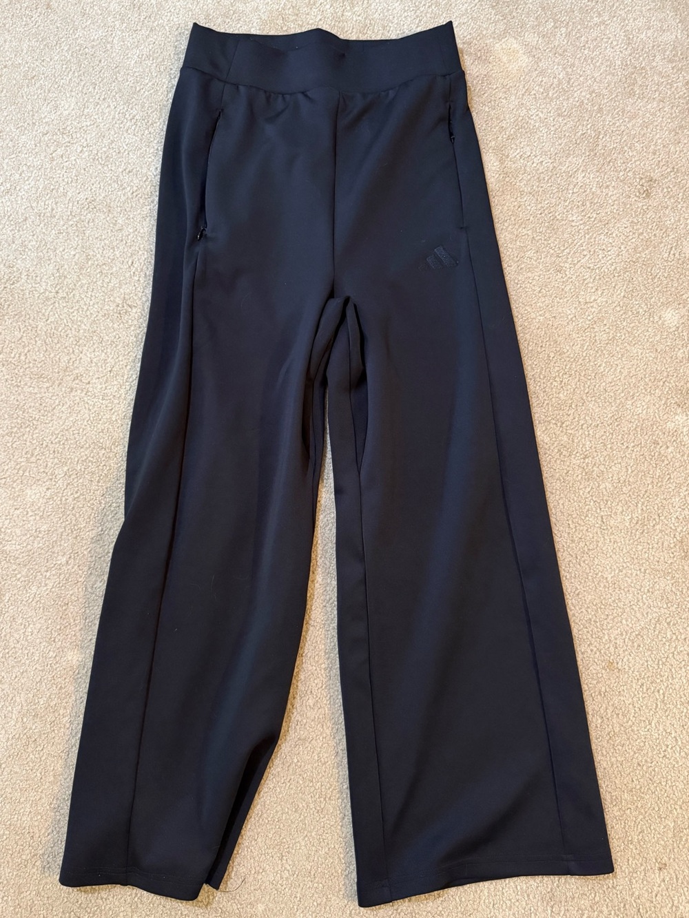 Adidas women’s black wide-leg athletic pants, size Small